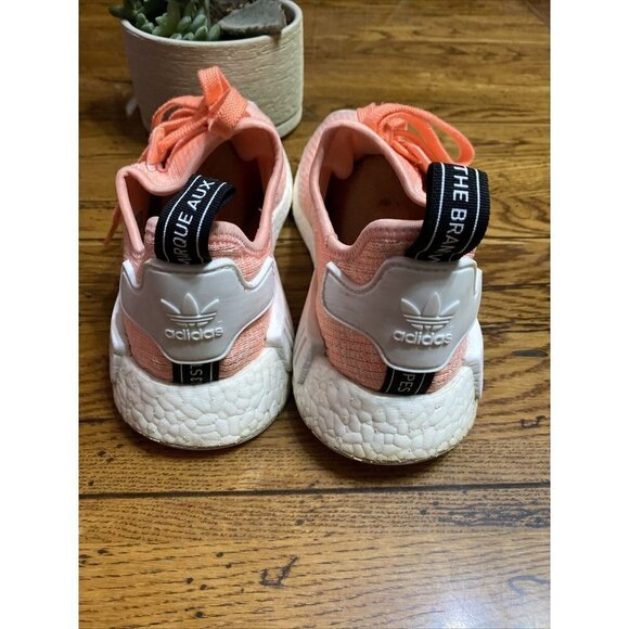 adidas NMD Runner R1 W Sun Glow Pink Peach Coral BY3034 Boost Womens Size 9 - Picture 5 of 9